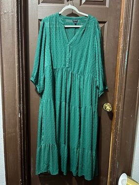 torrid Gorgeous Green Textured Tiered Maxi Chiffon Swiss Dot Dress with Pockets